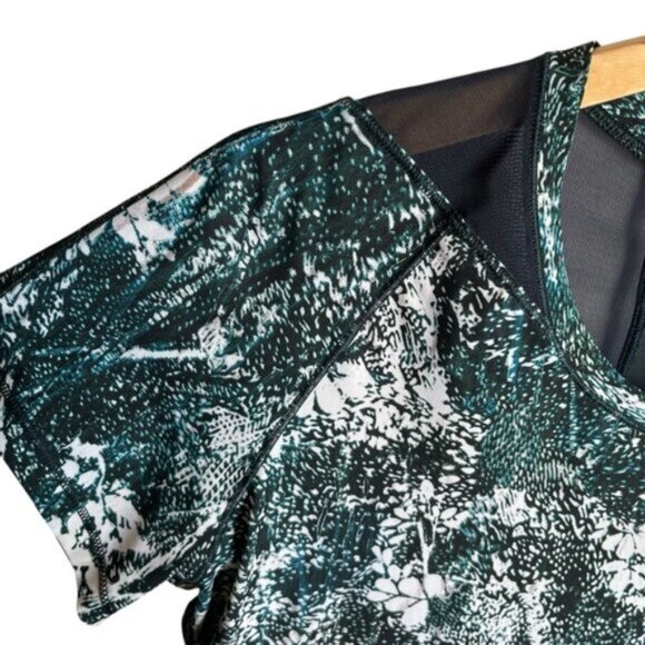 Lululemon Seek The Heat Short Sleeve Size 4 Wildwood White Multi Nocturnal Teal - Picture 3 of 8